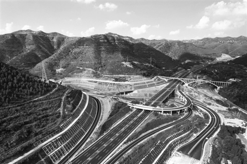 济青中线济潍高速一景